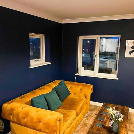 Stylish & Modern Apartment - Southend Stays Exteriér fotografie